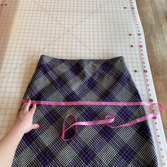 Ann Taylor Loft black white & purple plaid pencil a line work skirt size 14 - Picture 4 of 14